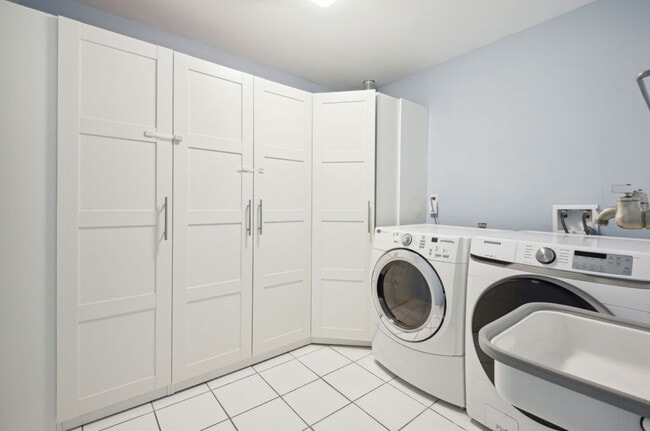 Building Photo - 311 Boyd Ave