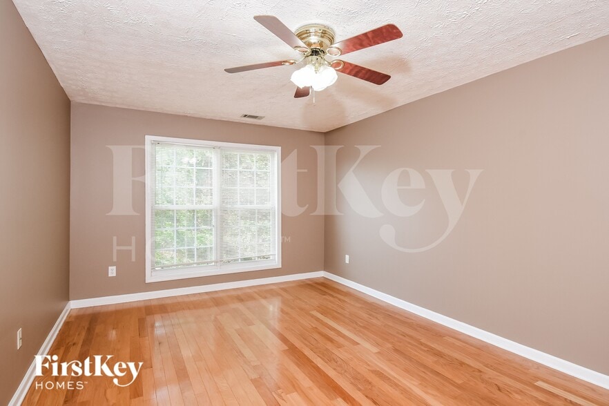 Building Photo - 2248 Lake Ranch Ct