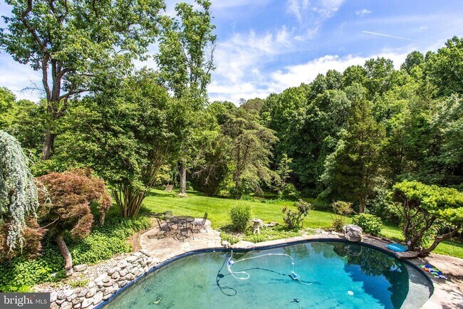 Building Photo - 10809 Nicholsridge Rd