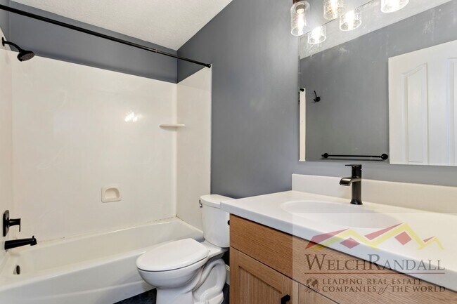 Building Photo - Beautiful Single-Family Home in Ogden