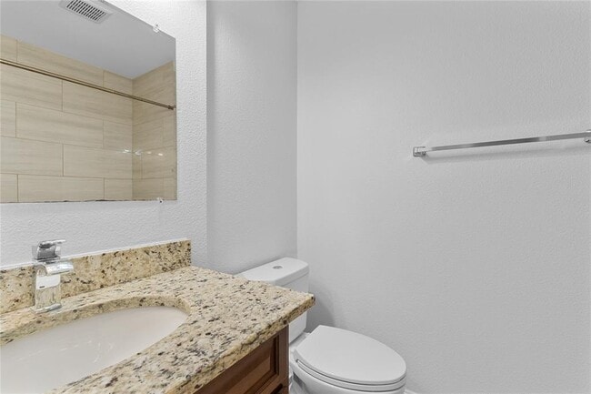 Building Photo - 3020 Great Valley Dr