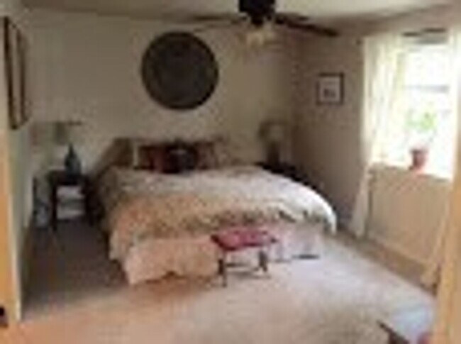 Building Photo - 1301 Spriggs Ct