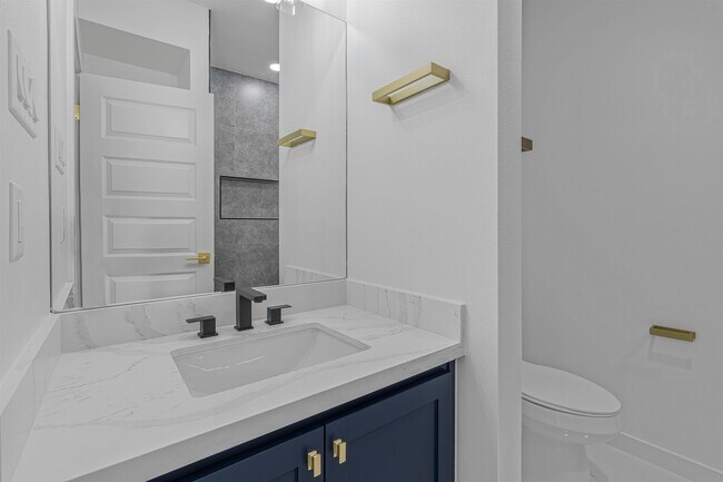 Building Photo - 3911 Yoyis St