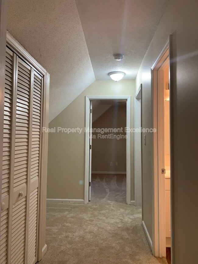 Building Photo - 4437 Whisperwood Dr