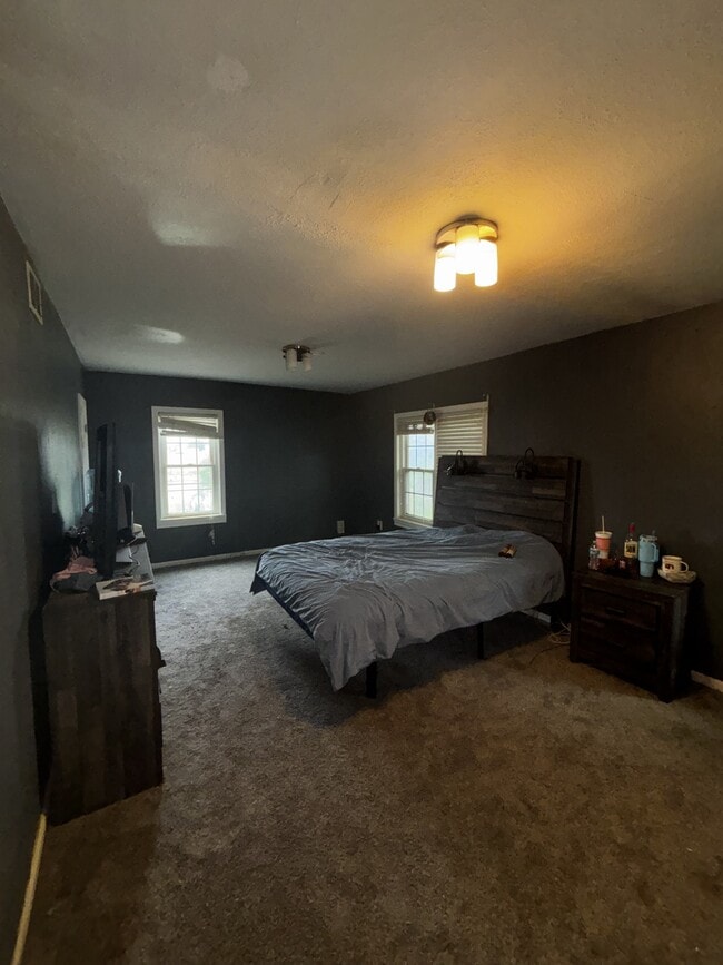 Building Photo - 7603 Alcove Ave