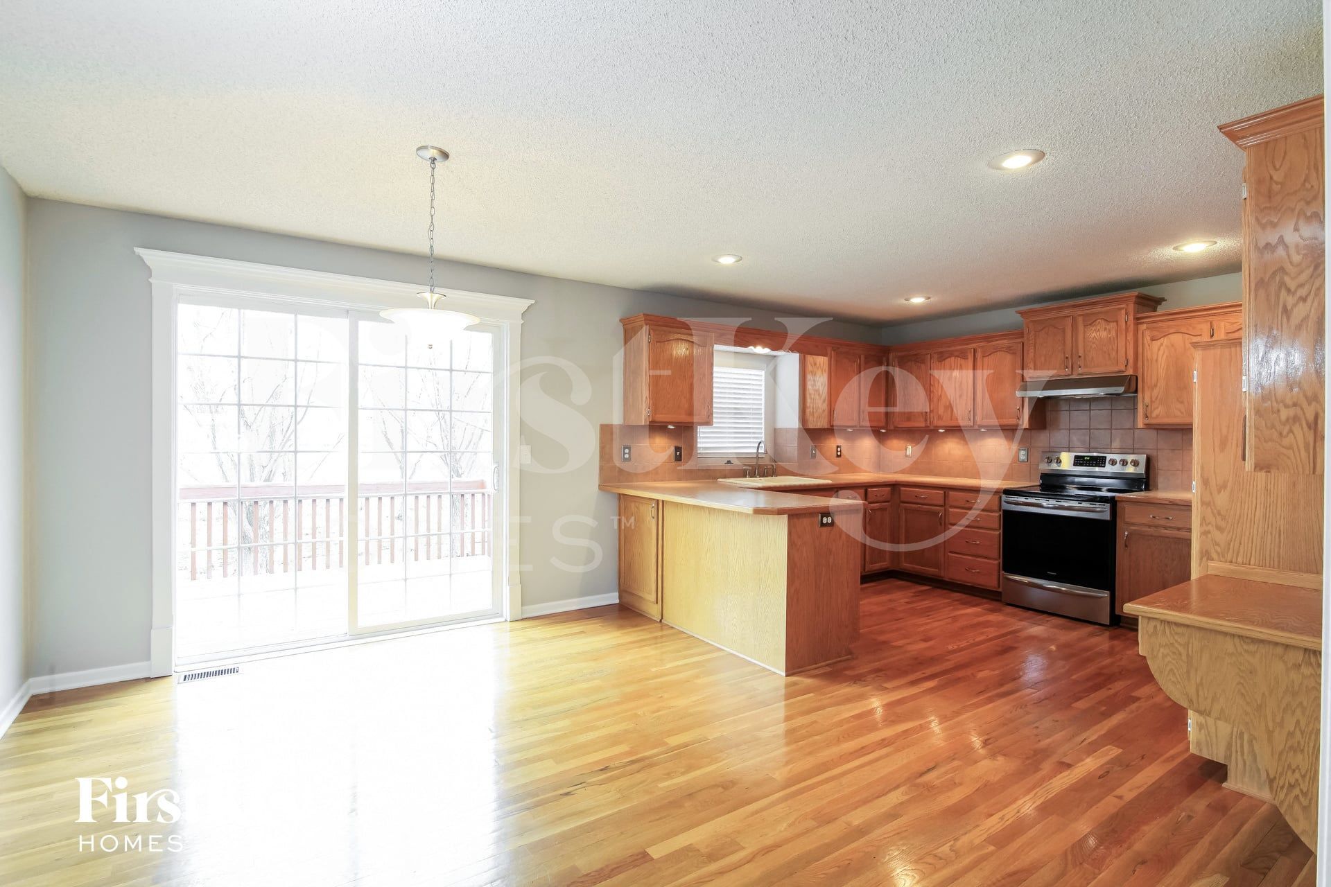 Building Photo - 707 Corrington Dr