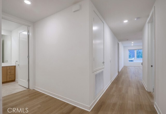 Building Photo - 3214 Rivington