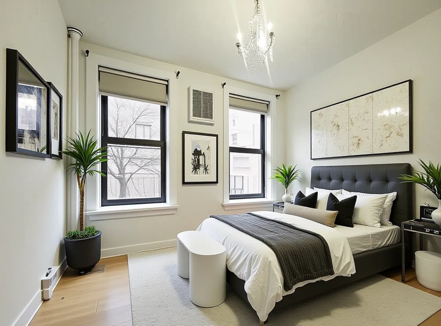 Building Photo - 156 E 83rd St