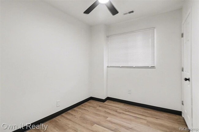 Building Photo - 13031 Joy Rd