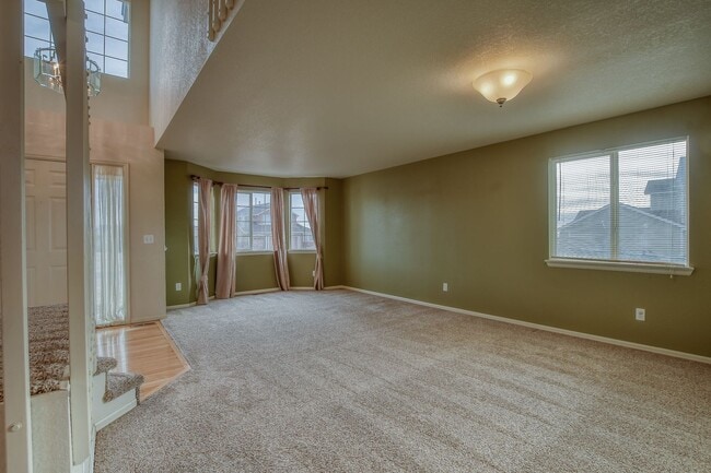 Building Photo - Beautiful 2 Story In Woodmen Hills!