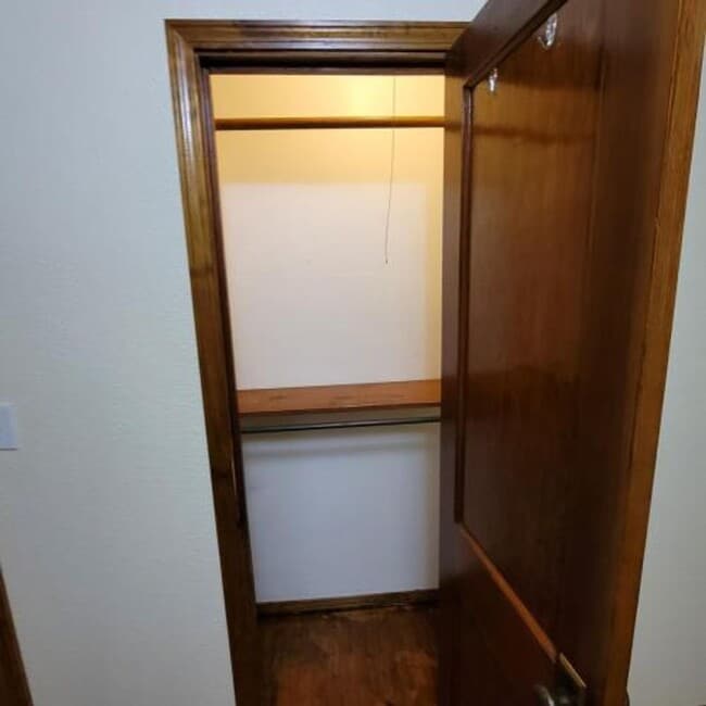 Building Photo - Single Family House 2BR-1BA - Villa Ridge MO