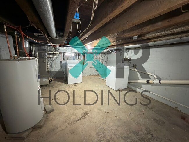 Building Photo - 4324 Ridge Rd