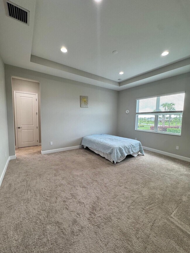 Building Photo - 5530 Macoon Wy