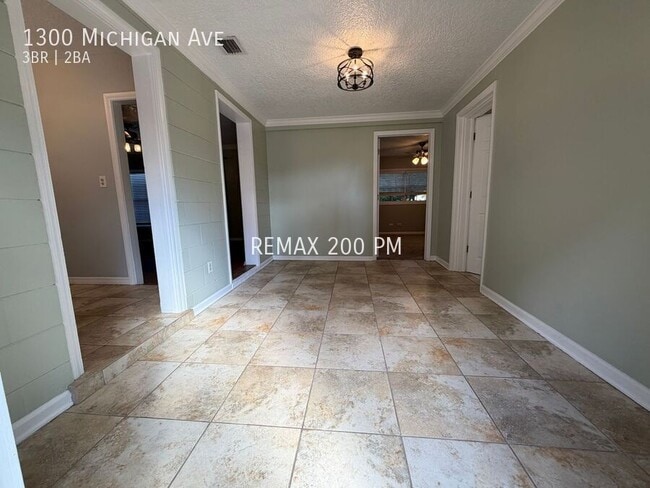 Building Photo - 1300 Michigan Ave