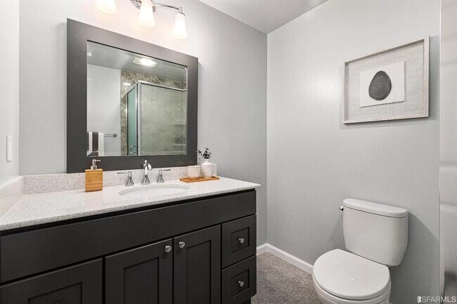 Building Photo - 999 Wisconsin St