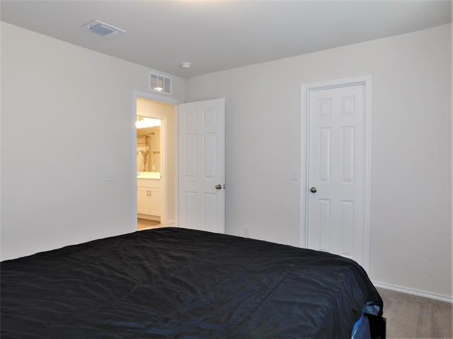 Building Photo - 1016 Binney Dr