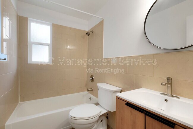 Building Photo - 433 Harrison St