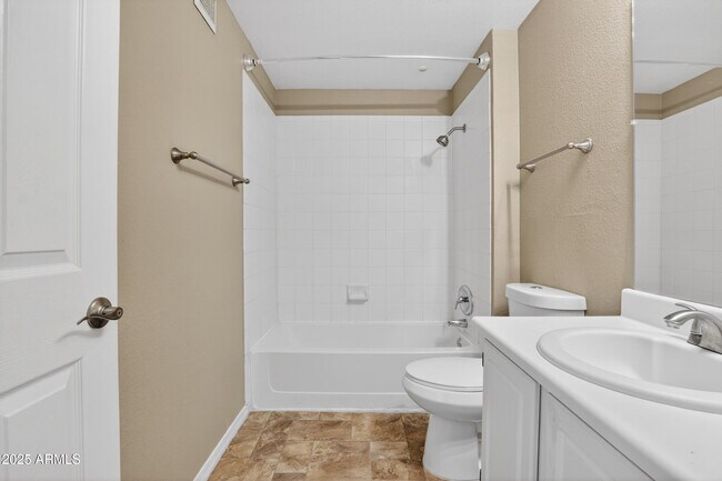 Building Photo - 5401 E Van Buren St