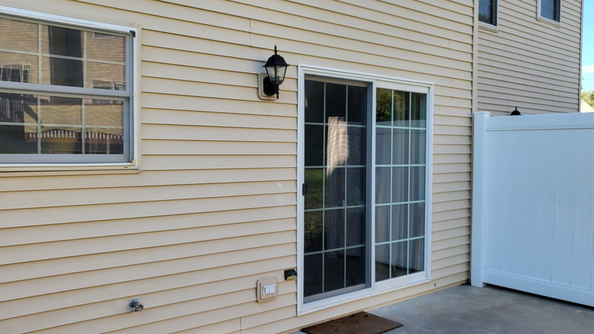 Building Photo - 10 Weiser Ct