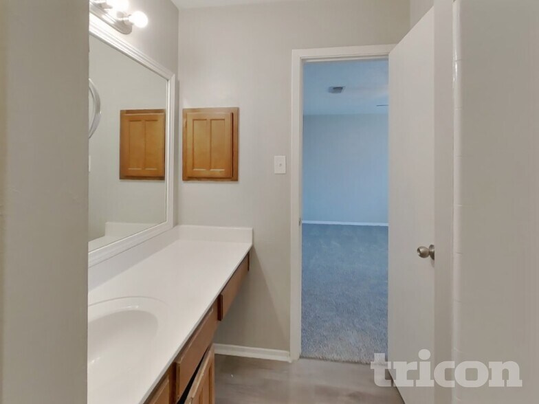 Building Photo - 7206 Sonnet Glen Ln