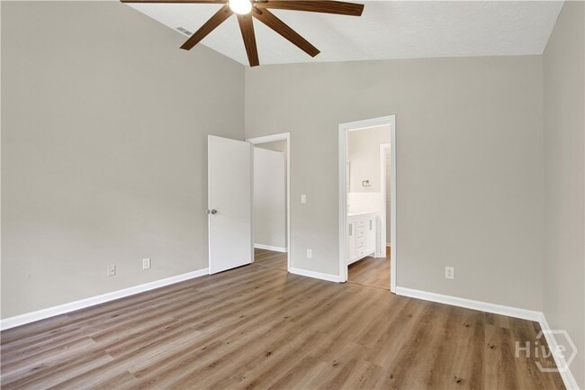 Building Photo - 900 Osprey Dr
