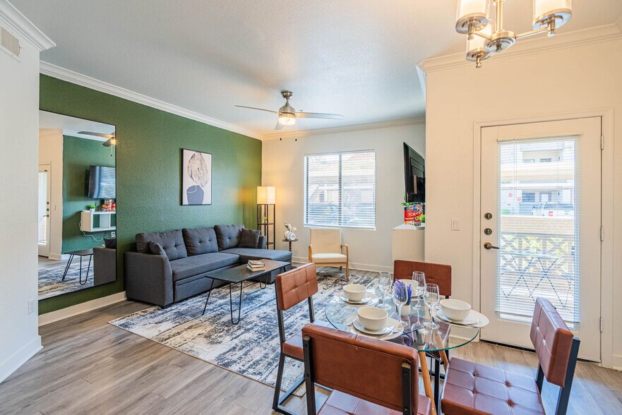 Building Photo - 2155 S 55th St