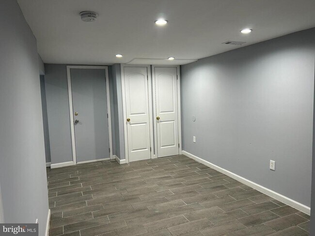 Building Photo - 813 N Fulton Ave