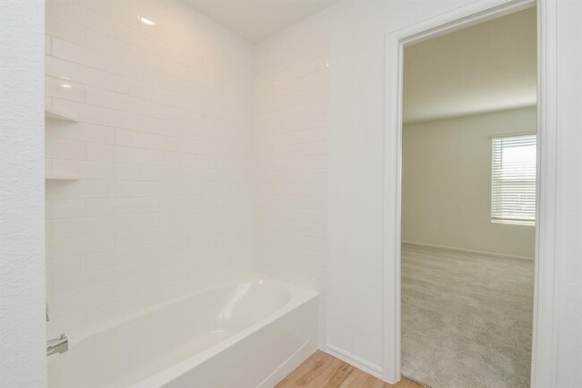 Building Photo - 5226 Sunvalley Bend Dr