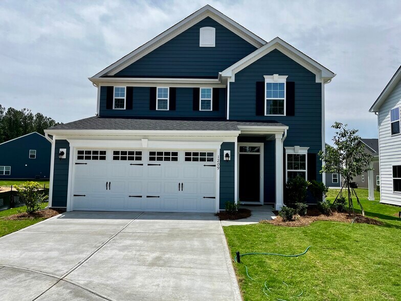 Primary Photo - 1209 Cottage Green Dr