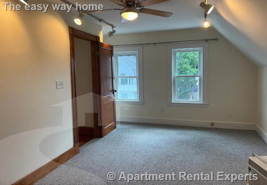 Building Photo - 16 Edward Sullivan Rd