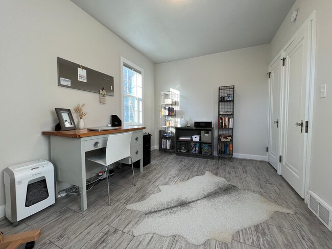 Building Photo - Beautiful 4 Bed 3 Bath Home for Rent! Great Location, Modern Updates!