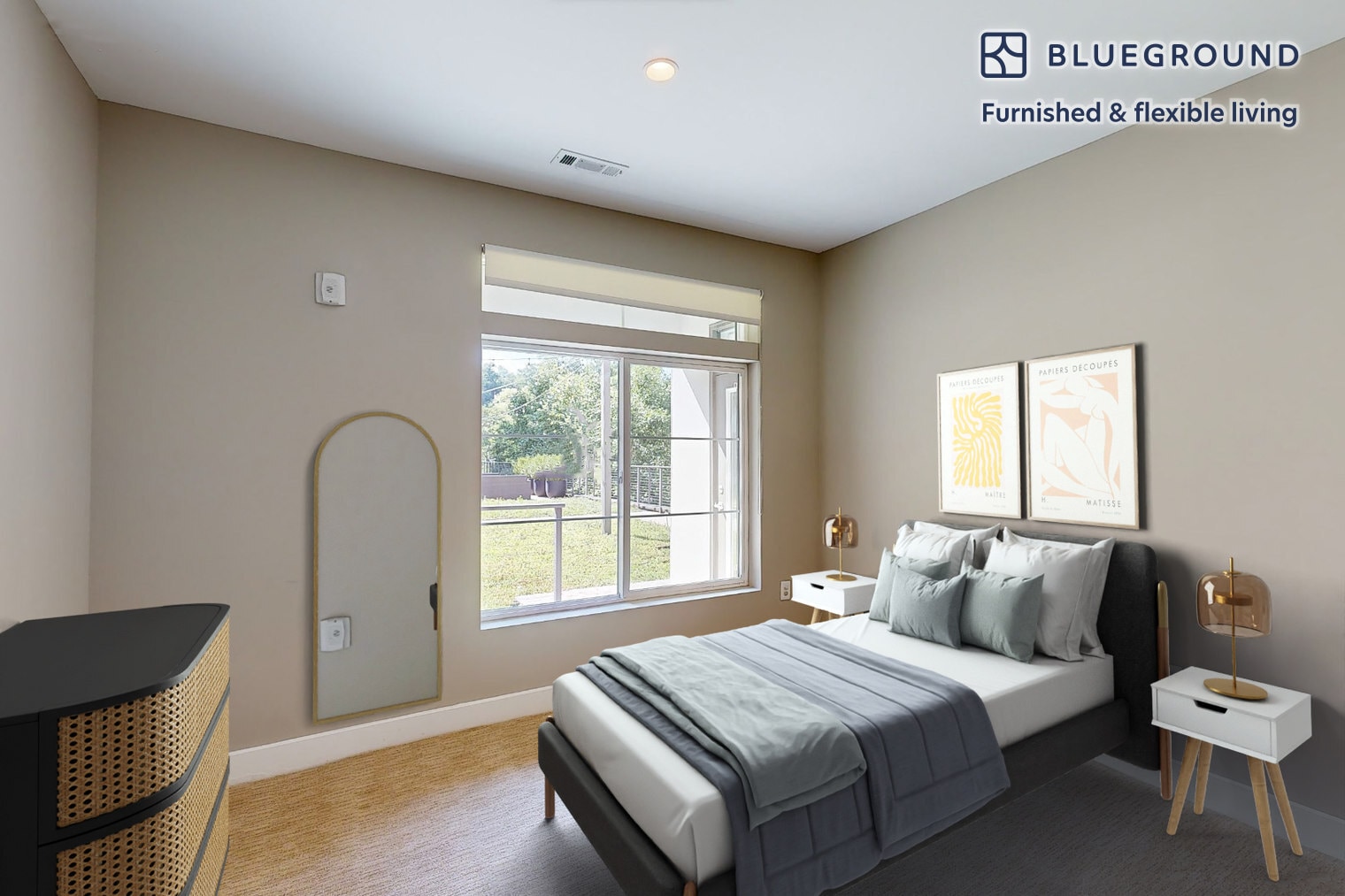 Building Photo - 240 E Shore Rd