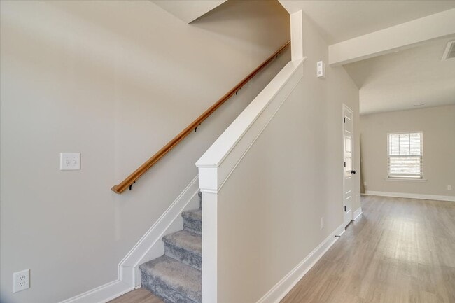 Building Photo - 4 bedroom, 2.5 bathroom in Harlem, GA with...
