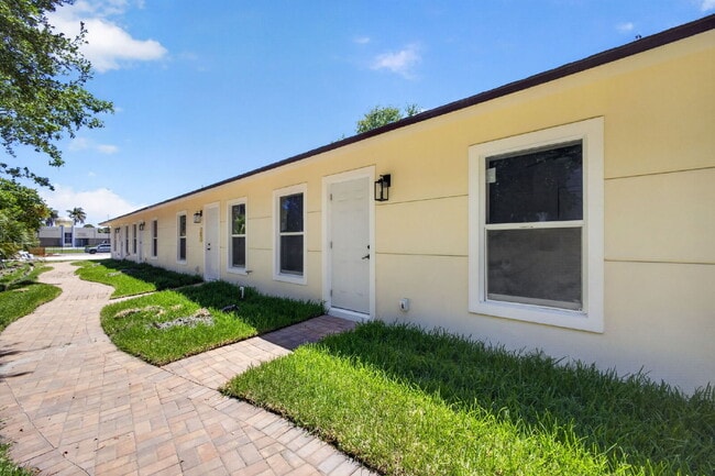 Building Photo - 3255 Avenue J