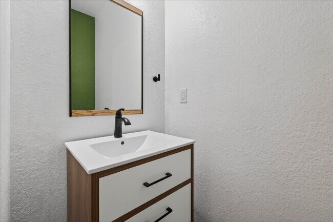 Building Photo - 1264 Black Oak Cir