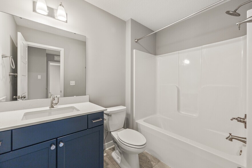 Full Bath2 on 2nd Story - 13305 W 180th St