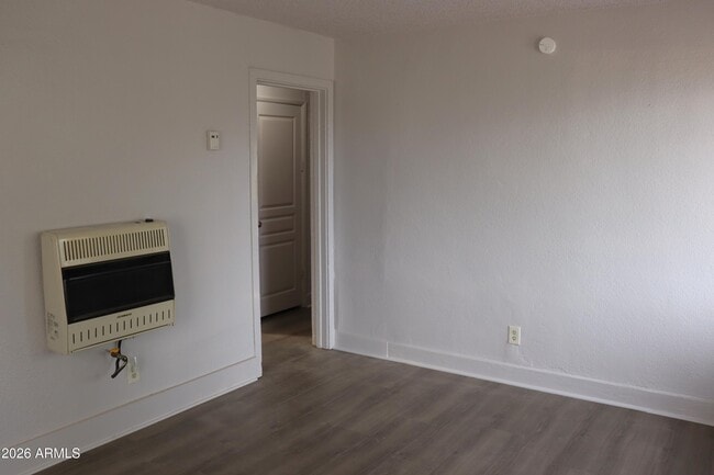 Building Photo - 540 Graham Pl