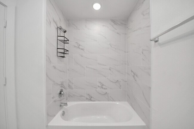 Building Photo - 8125 Laura Koppe Rd