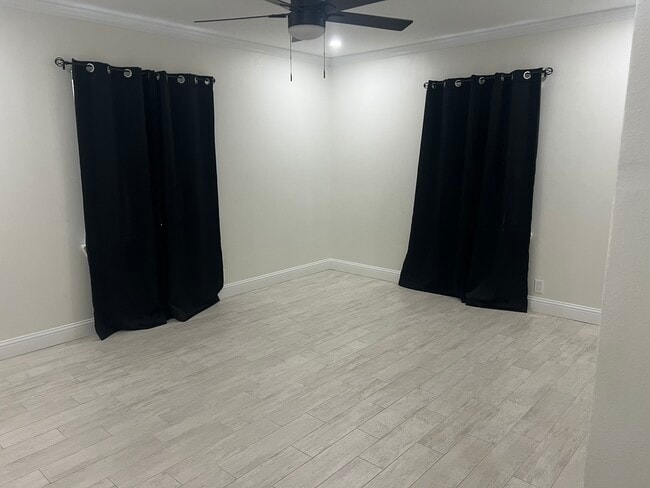 Building Photo - 5985 Rankin Dr