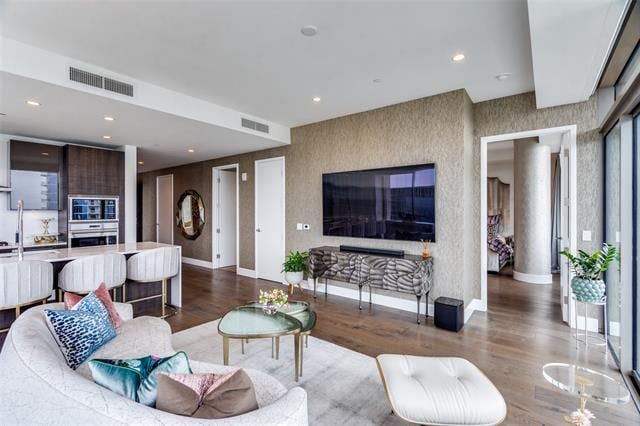 Building Photo - 7901 Windrose Ave.