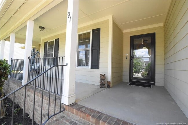 Building Photo - 91 Canyon Ct