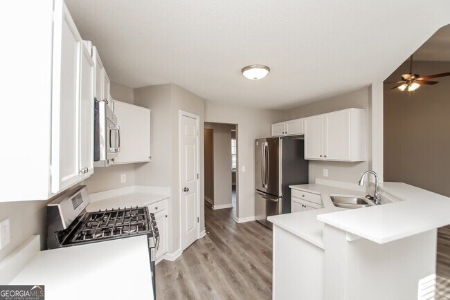 Building Photo - 5407 Sweetsprings Dr SW