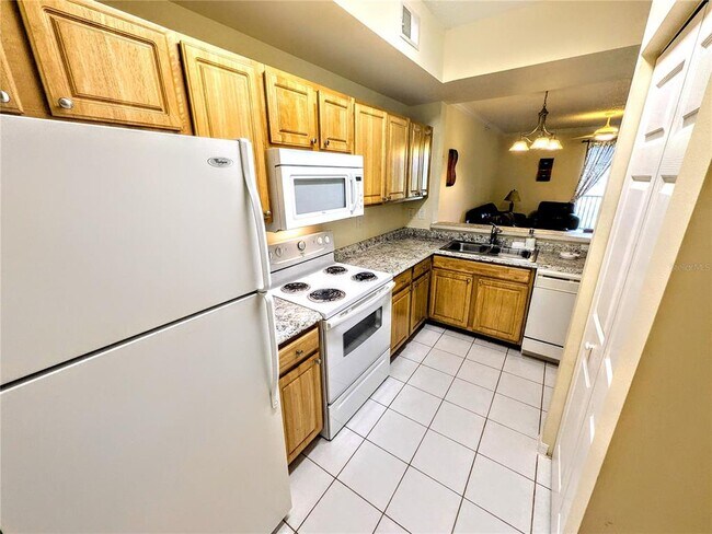 Building Photo - 5711 Bentgrass Dr