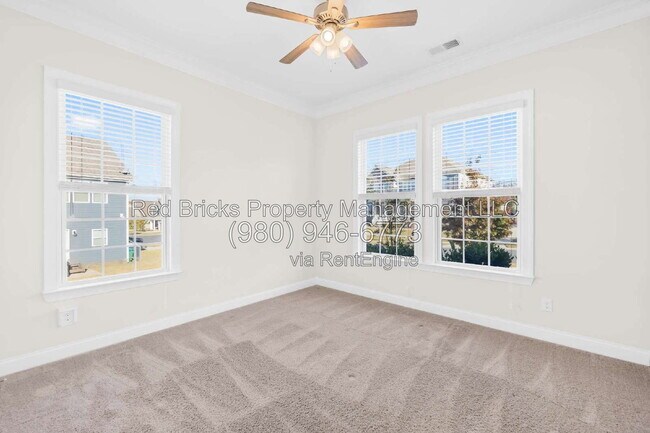 Building Photo - 4004 Petersburg Dr