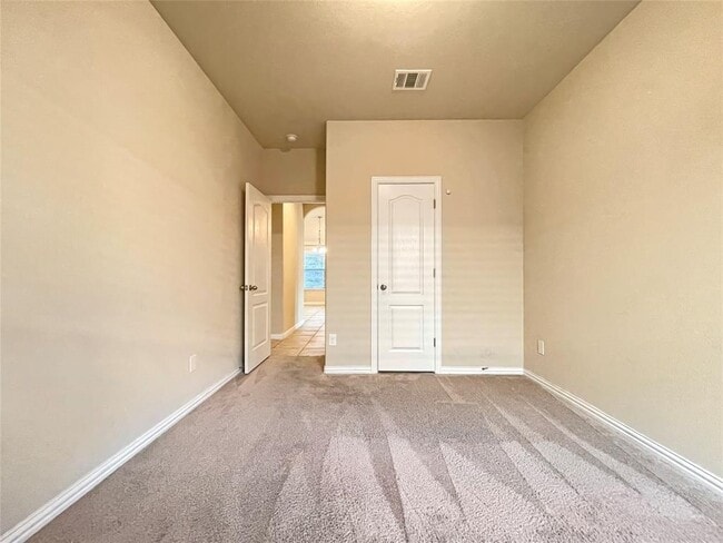 Building Photo - 2468 Millbrook Loop