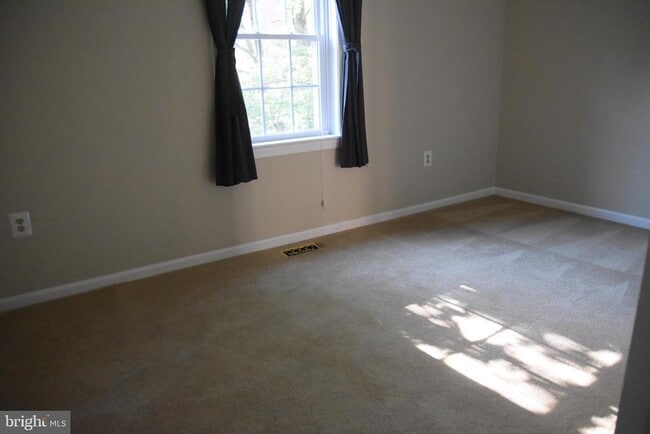 Building Photo - 1188 N Utah St