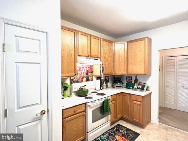 Building Photo - 8105 Hickory High Ct