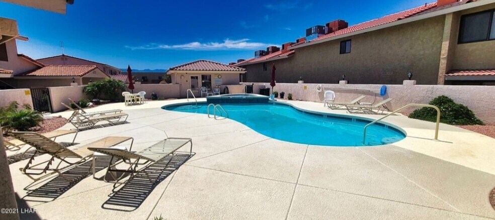 Community pool - 2095 Mesquite Ave