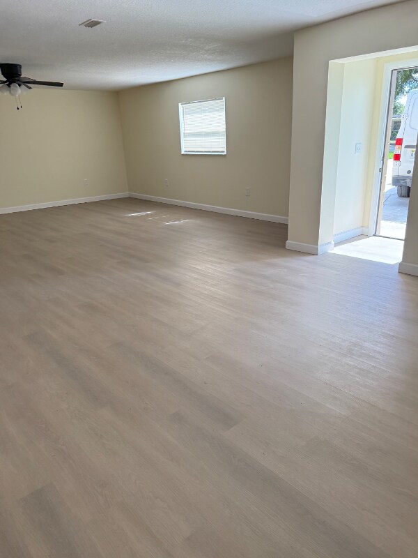 Building Photo - 4127 Grove Pl