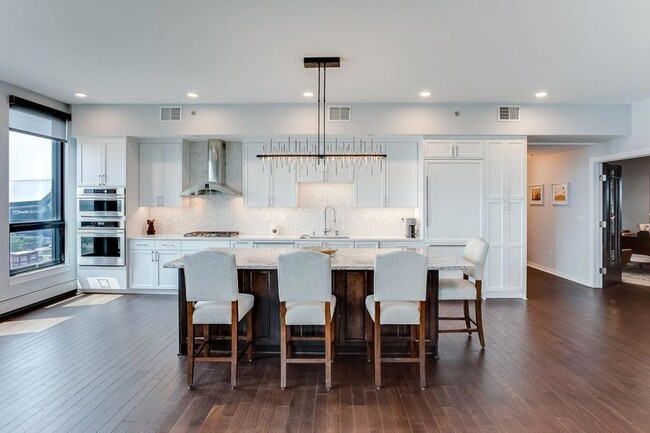 Building Photo - 1240 S 2nd St